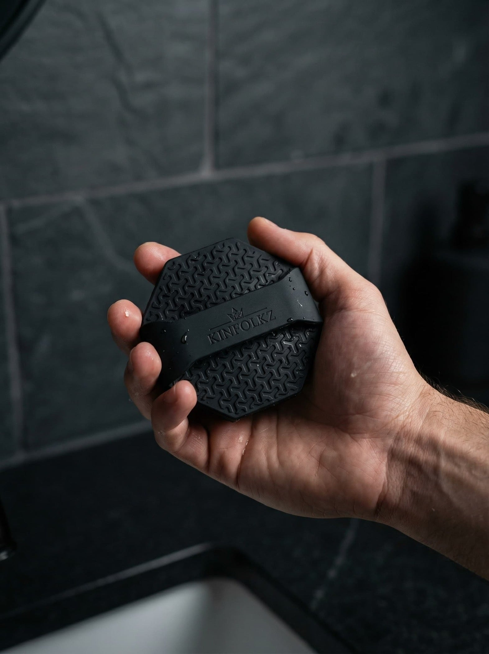 KINFOLKZ Custom Face Scrubber